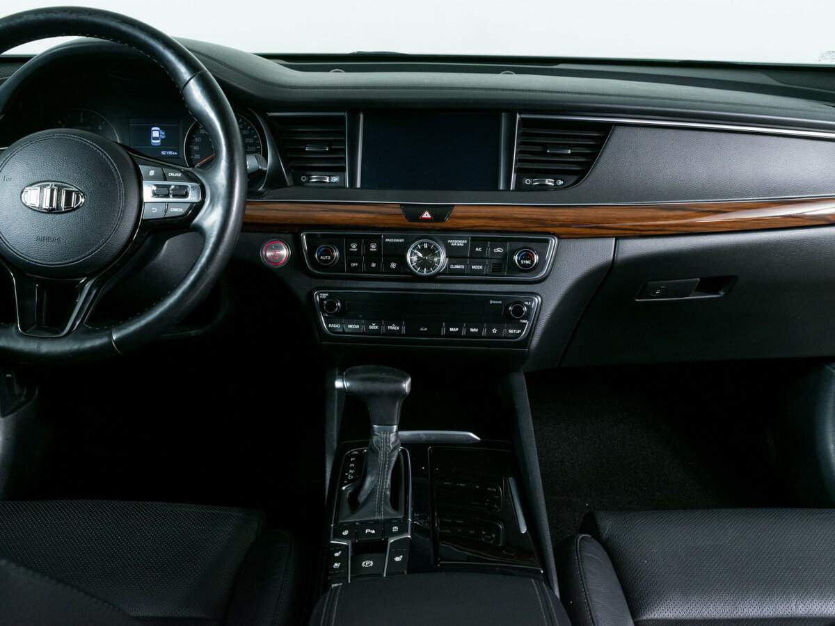 Kia K7 2017 года с пробегом. Фото: #7