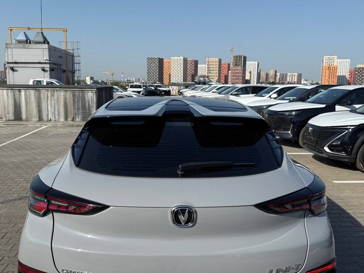 Changan UNI-T 2024 года с пробегом. Фото: #4