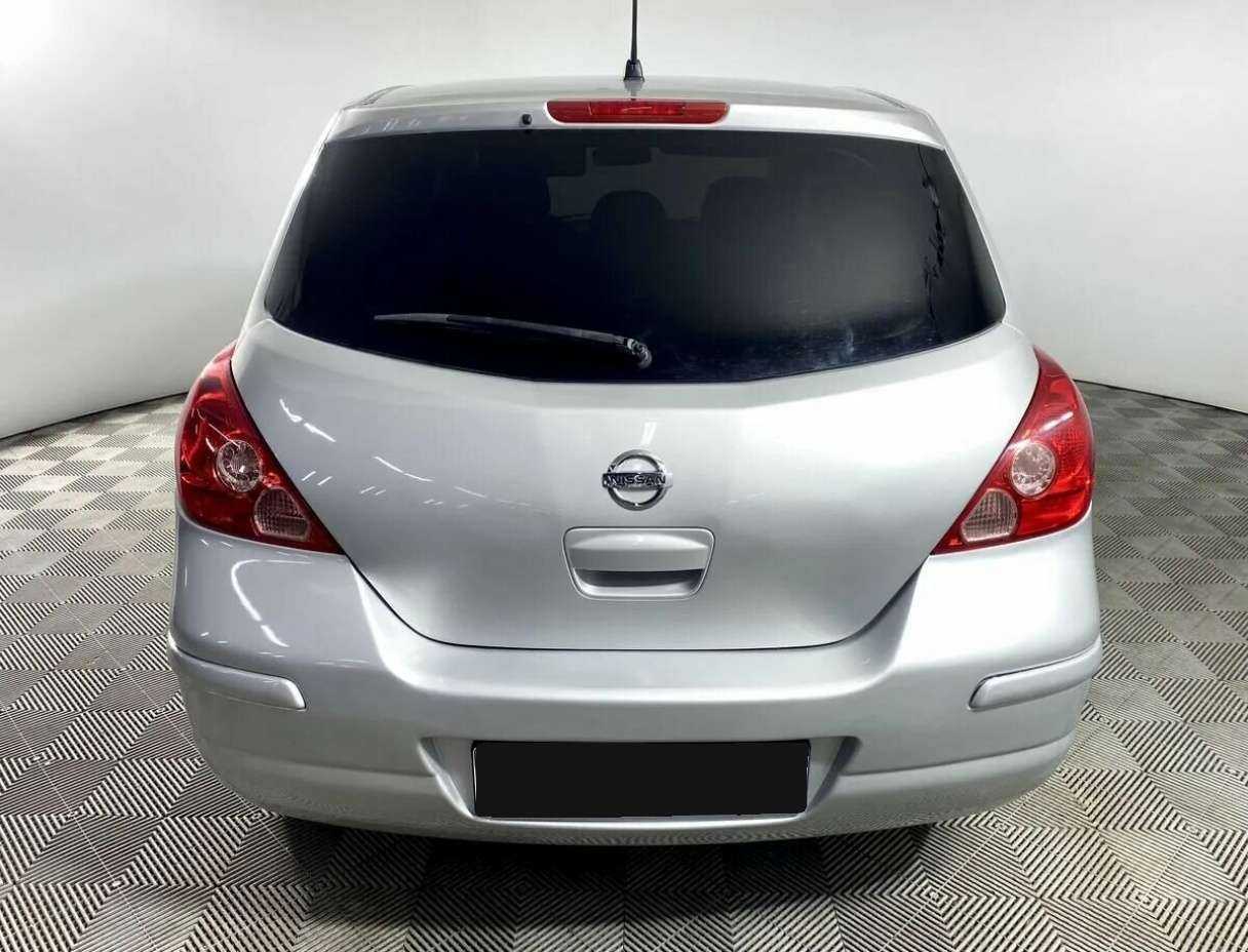 Nissan Tiida 2011 года с пробегом. Фото: #6
