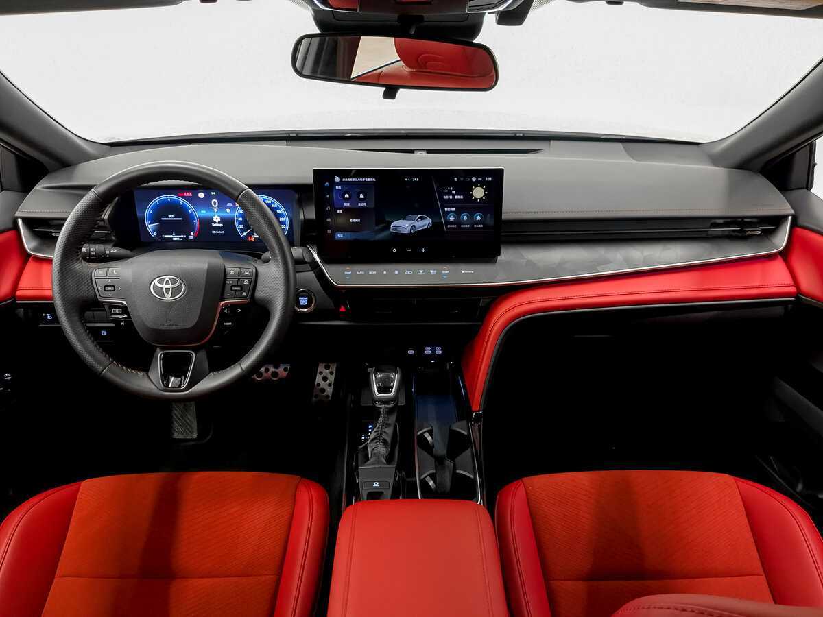Toyota Camry 2024 года с пробегом. Фото: #13