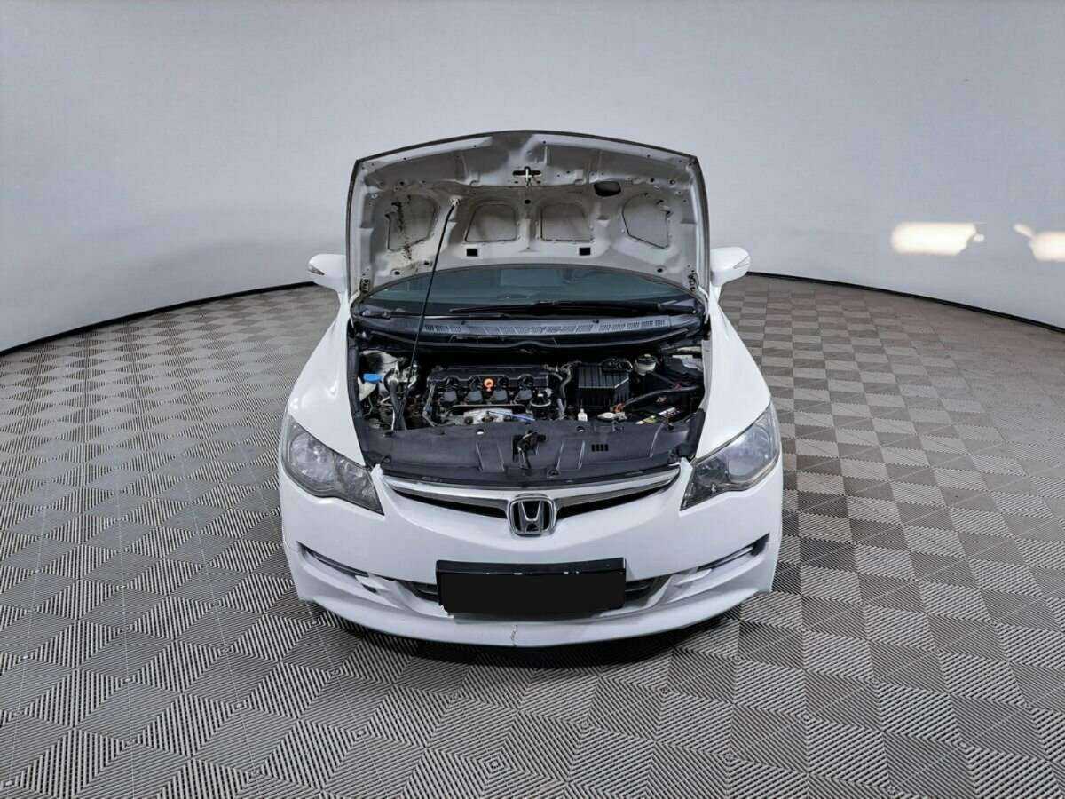 Honda Civic 2007 года с пробегом. Фото: #8