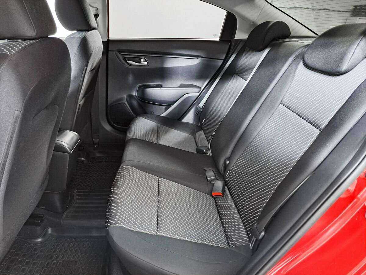 Kia Rio 2018 года с пробегом. Фото: #7