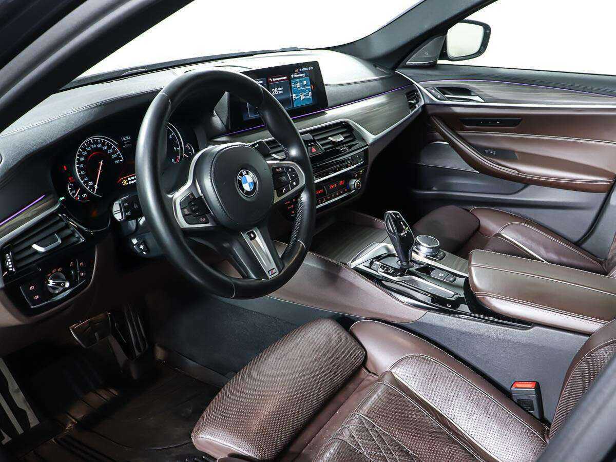 BMW 5 серии 2017 года с пробегом. Фото: #14