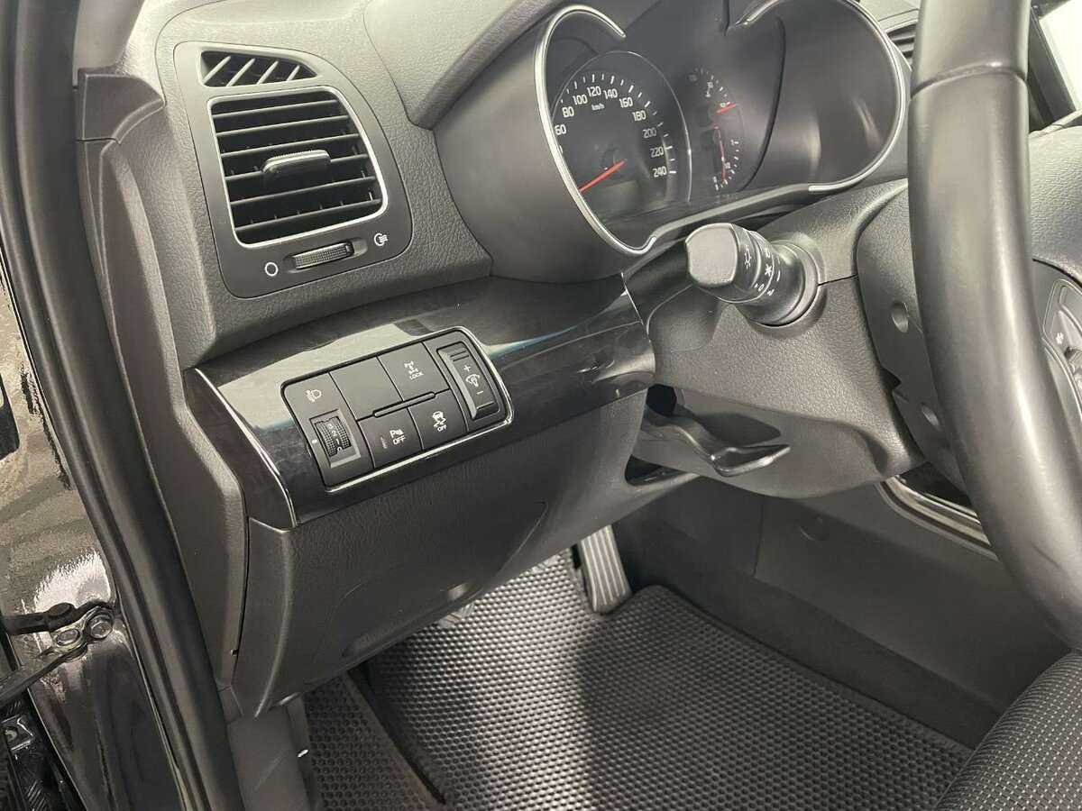 Kia Sorento 2019 года с пробегом. Фото: #8