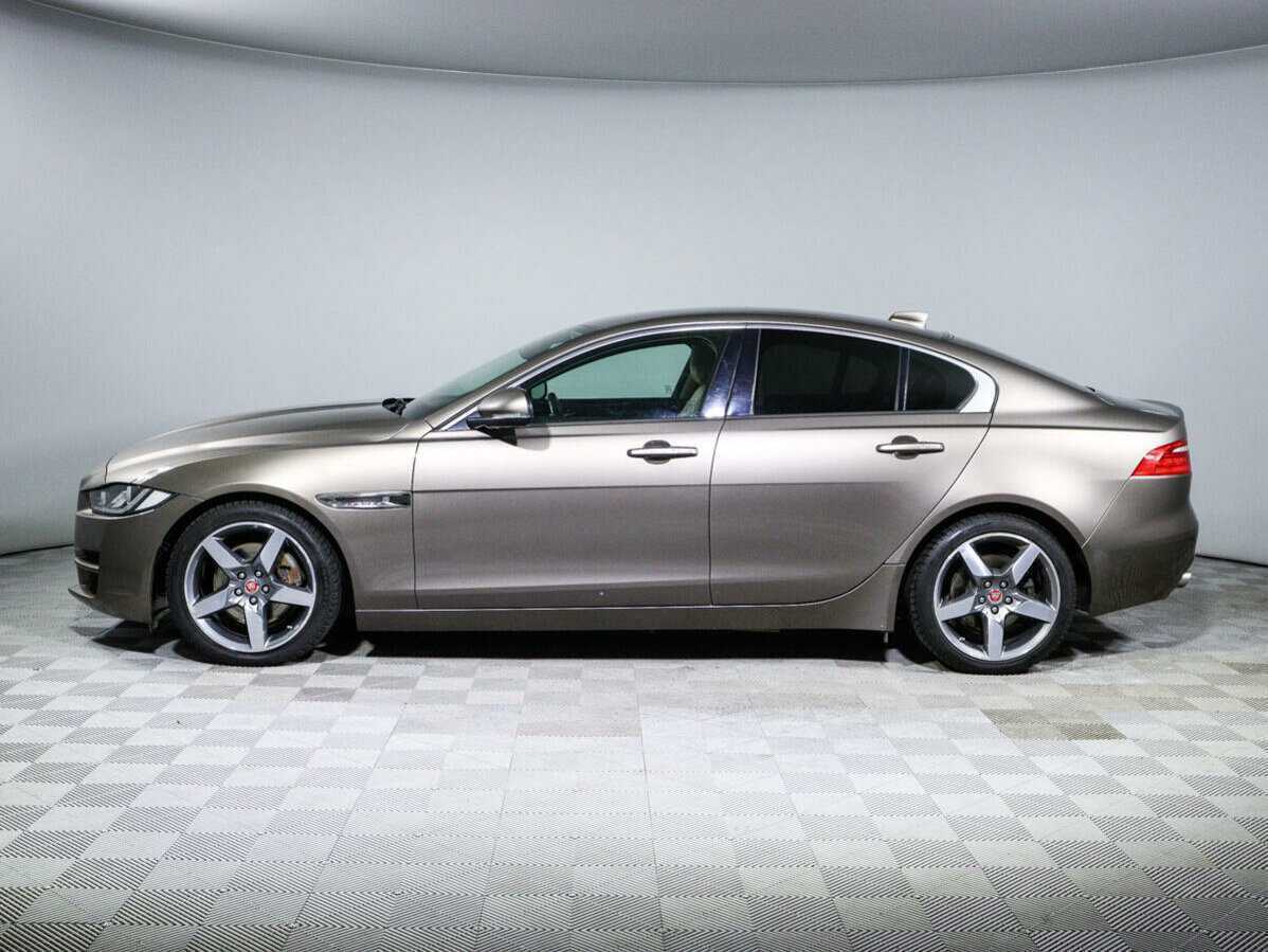 Jaguar XE 2017 года с пробегом. Фото: #7