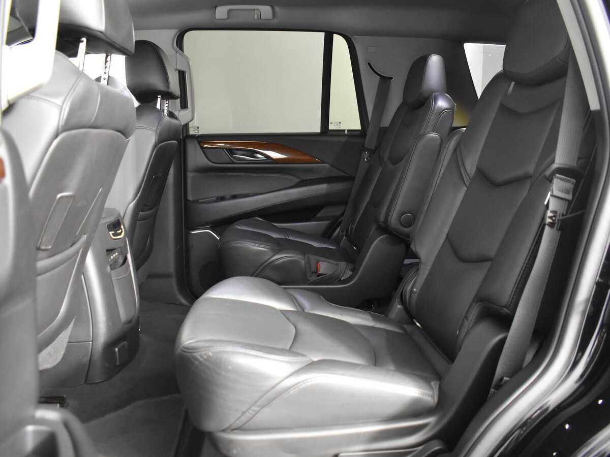 Cadillac Escalade 2018 года с пробегом. Фото: #8