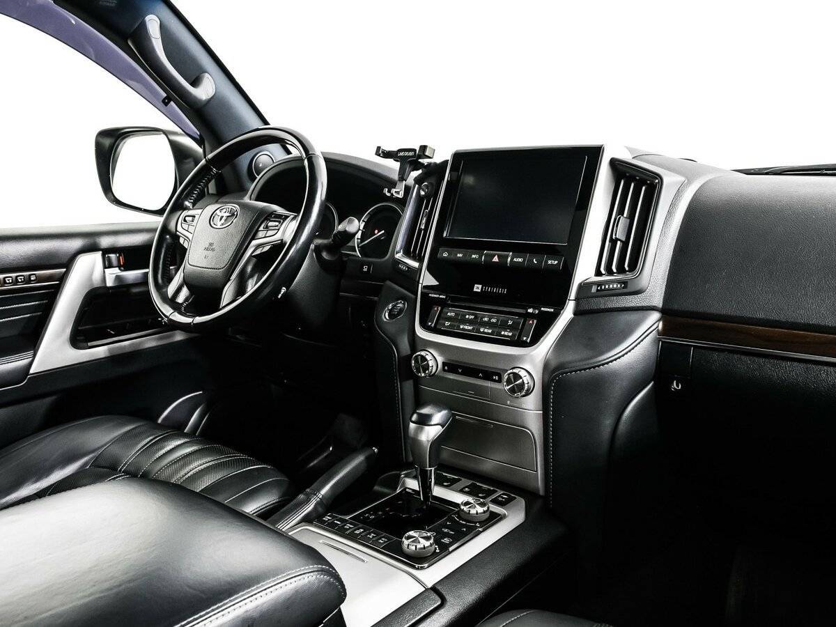 Toyota Land Cruiser 2019 года с пробегом. Фото: #8