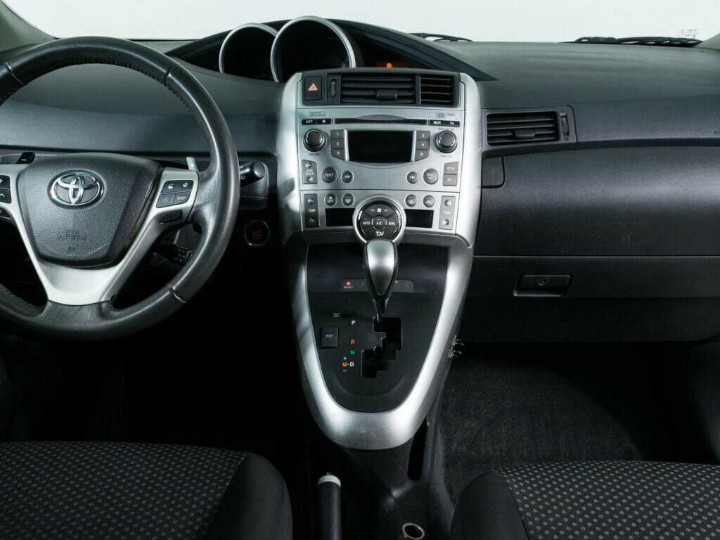 Toyota Verso 2011 года с пробегом. Фото: #8