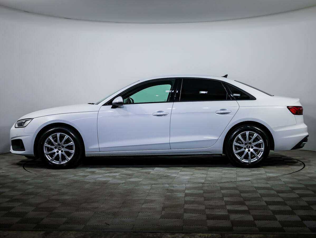 Audi A4 2021 года с пробегом. Фото: #6
