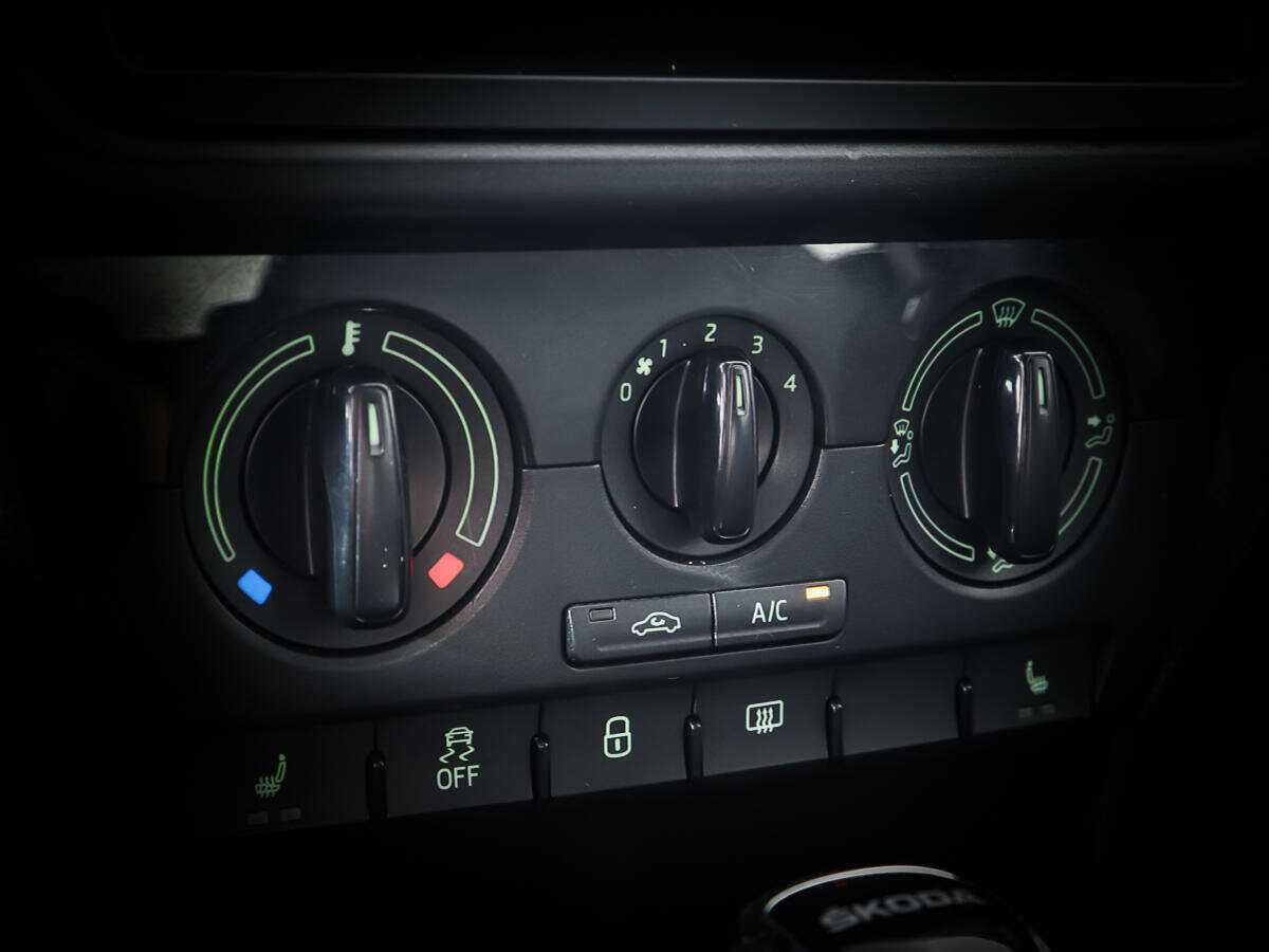 Skoda Rapid 2019 года с пробегом. Фото: #16