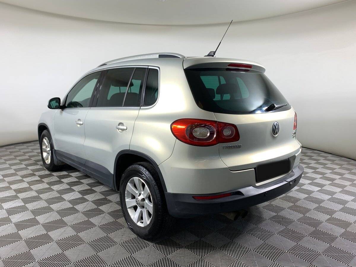 Volkswagen Tiguan 2011 года с пробегом. Фото: #6