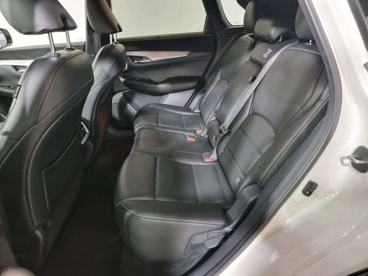 Infiniti QX50 2018 года с пробегом. Фото: #12