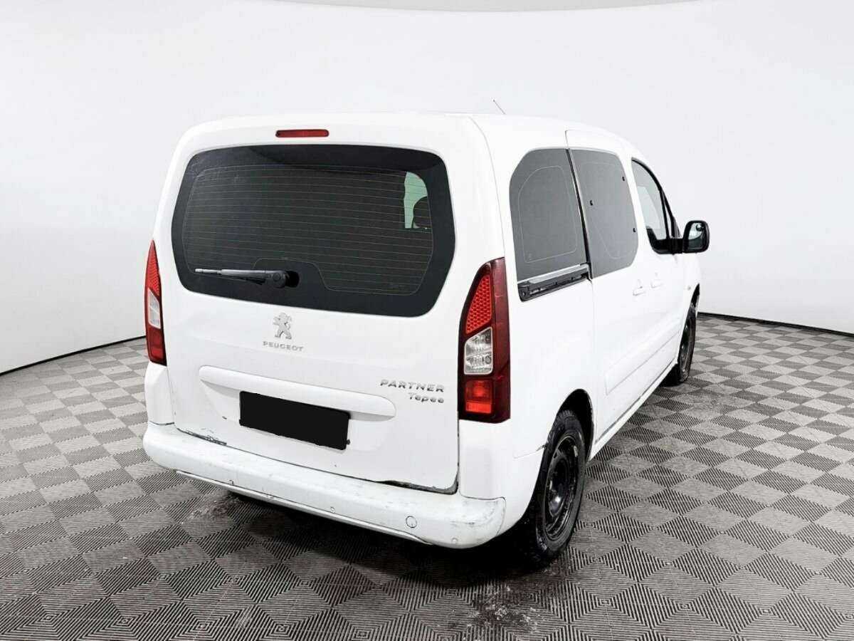 Peugeot Partner 2012 года с пробегом. Фото: #4