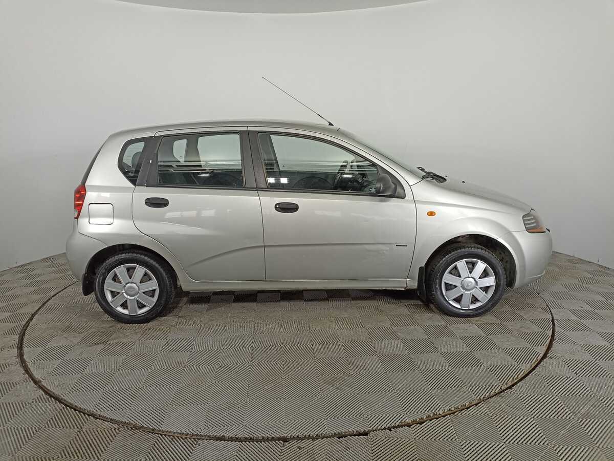 Chevrolet Aveo 2004 года с пробегом. Фото: #3
