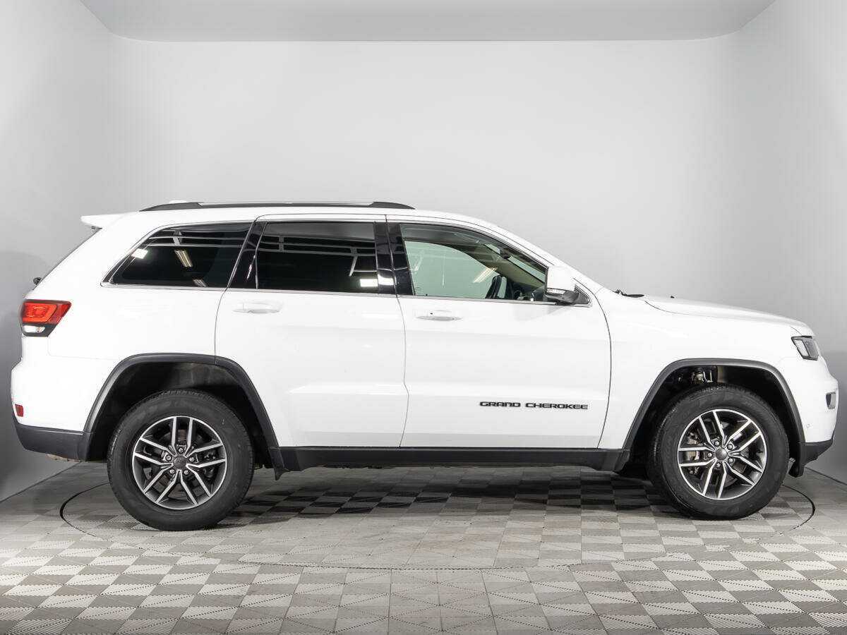 Jeep Grand Cherokee 2021 года с пробегом. Фото: #3