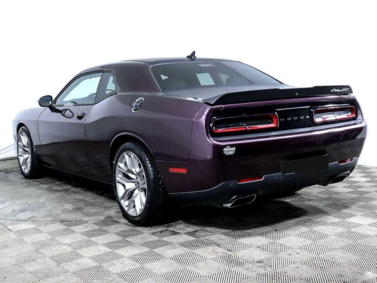 Dodge Challenger 2020 года с пробегом. Фото: #5