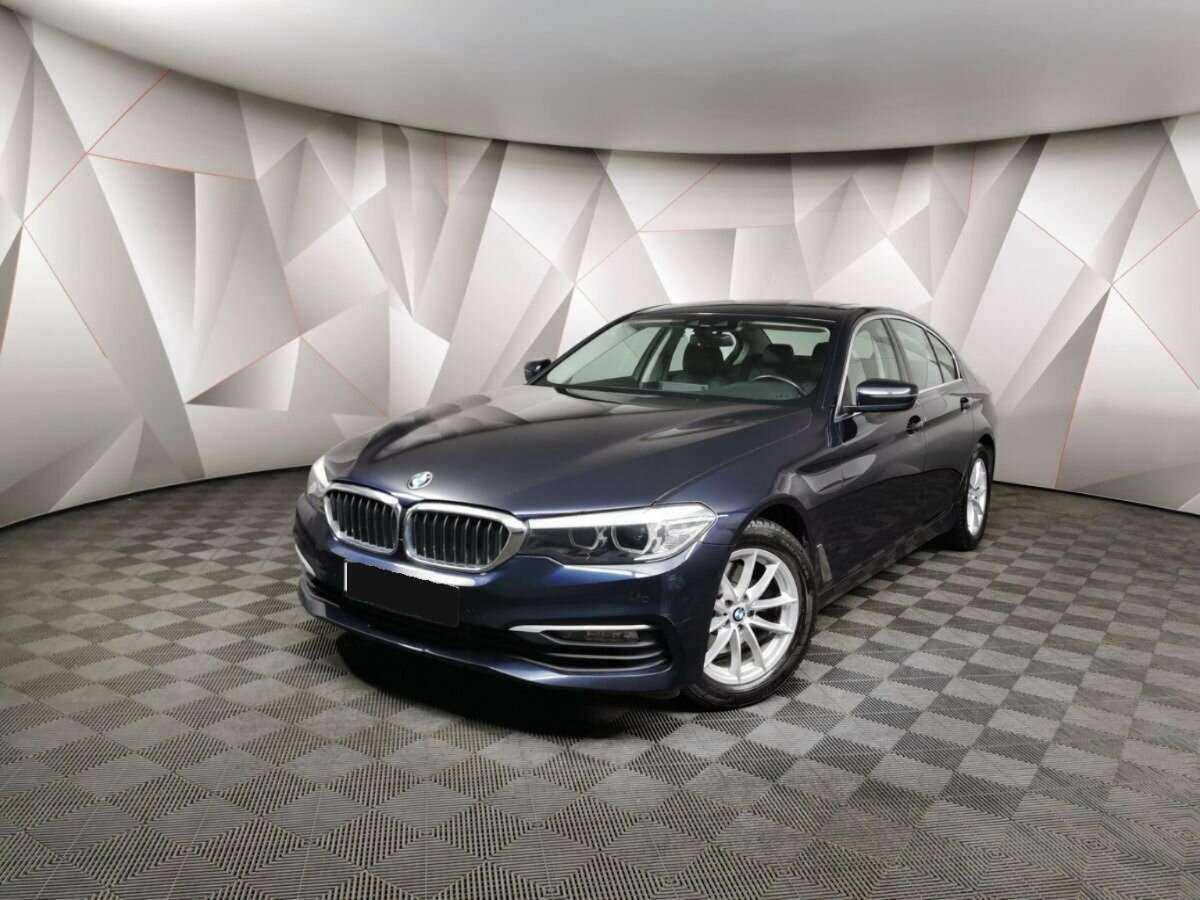 BMW 5 серии 2018 года с пробегом. Фото: #0