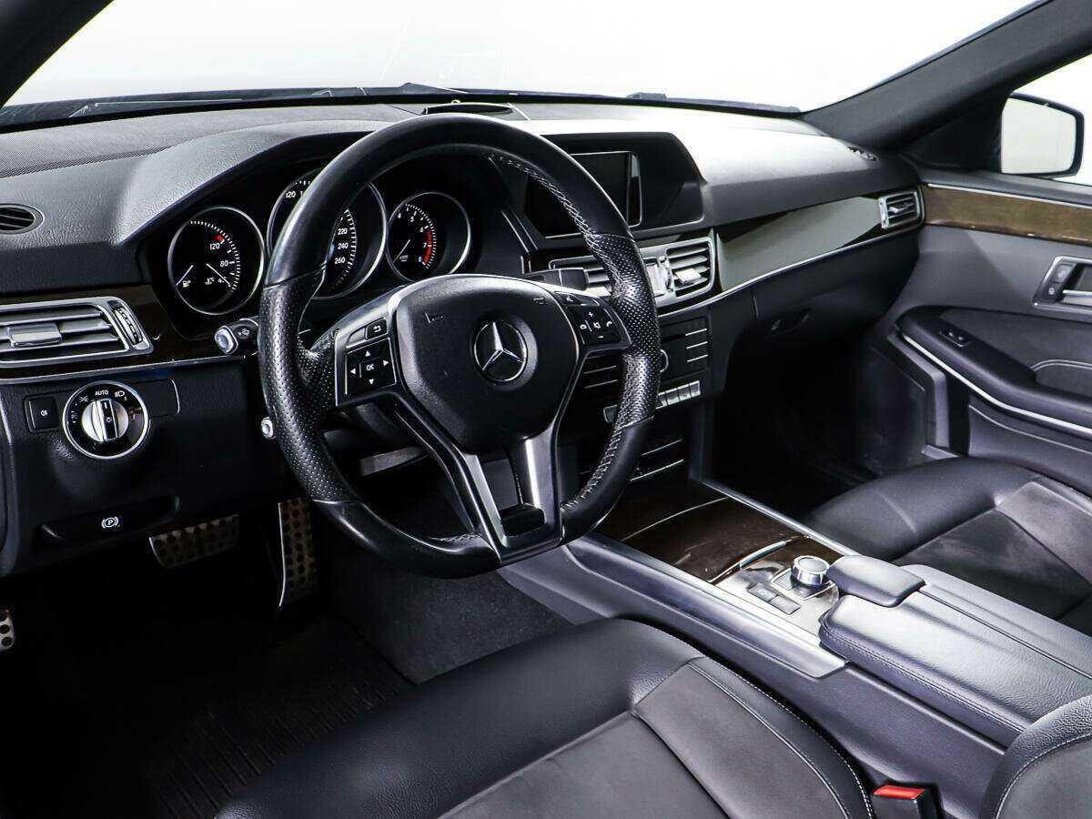 Mercedes-Benz E-Класс 2015 года с пробегом. Фото: #12