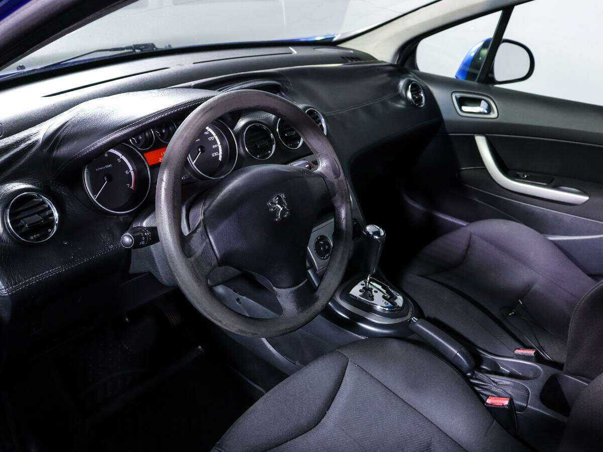 Peugeot 308 2010 года с пробегом. Фото: #11