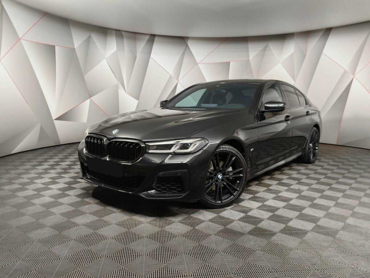 BMW 5 серии 2021 года с пробегом. Фото: #0