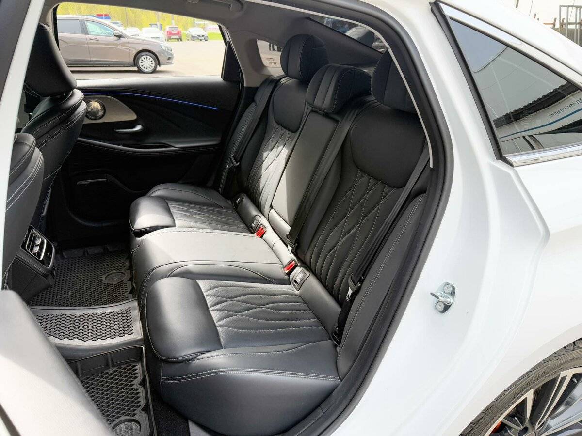 Chery Arrizo 8 2023 года с пробегом. Фото: #8