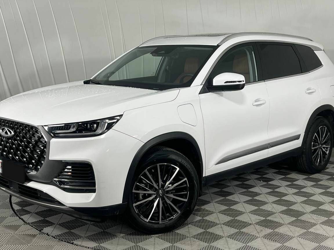 Chery Tiggo 8 Pro e+ 2023 года с пробегом. Посмотреть фото