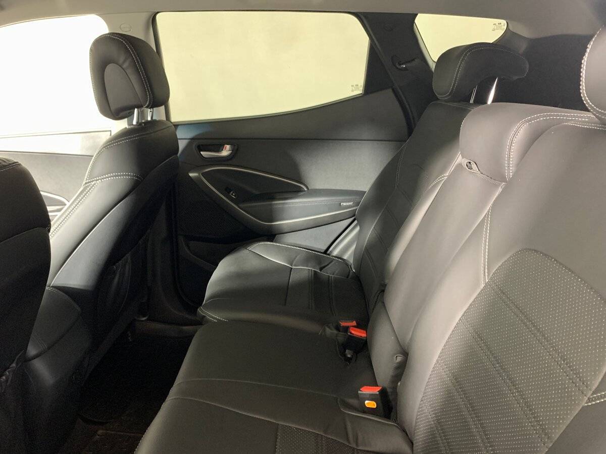 Hyundai Santa Fe 2014 года с пробегом. Фото: #17