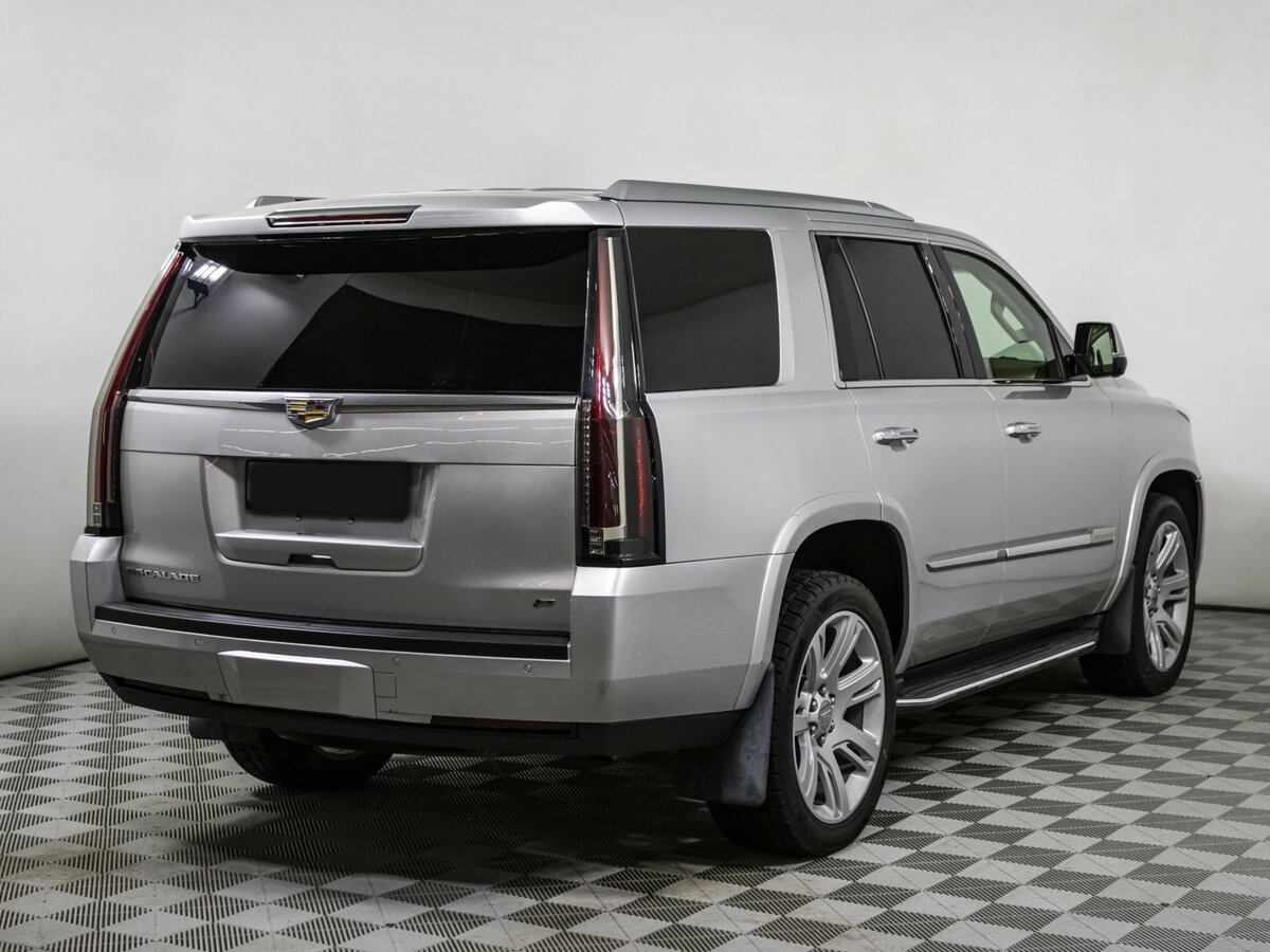 Cadillac Escalade 2015 года с пробегом. Фото: #4