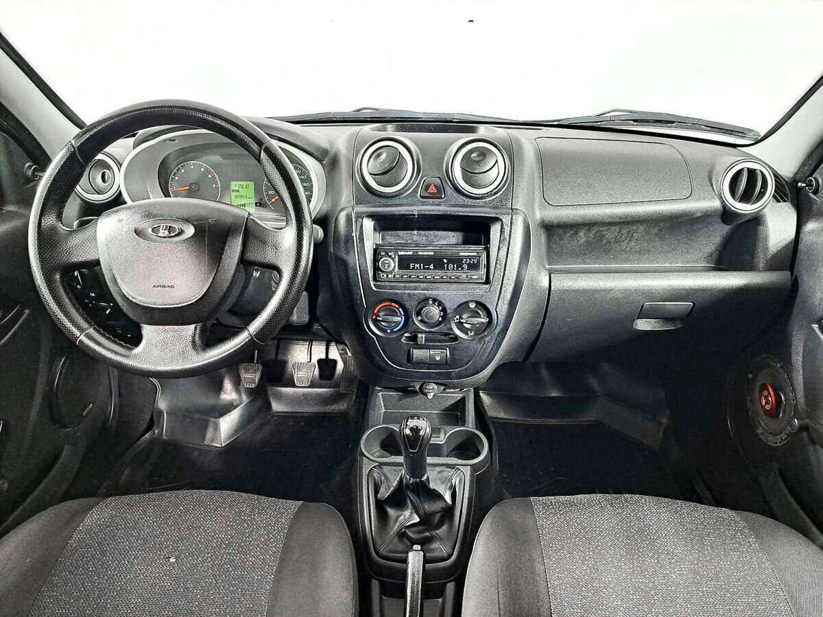 Lada (ВАЗ) Granta 2017 года с пробегом. Фото: #11