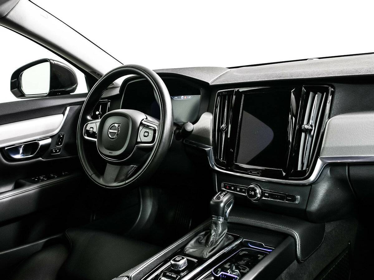 Volvo S90 2020 года с пробегом. Фото: #8