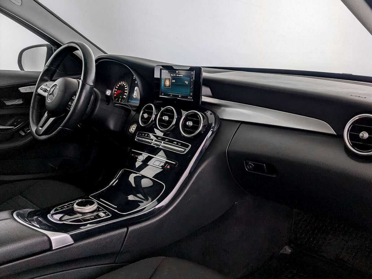 Mercedes-Benz C-Класс 2019 года с пробегом. Фото: #8