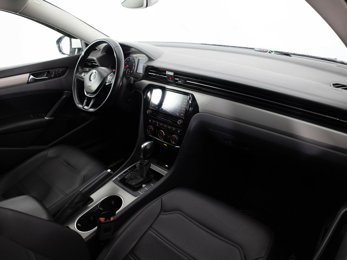 Volkswagen Passat (North America and China) 2020 года с пробегом. Фото: #15