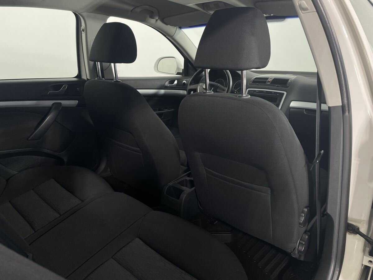 Skoda Octavia 2011 года с пробегом. Фото: #15