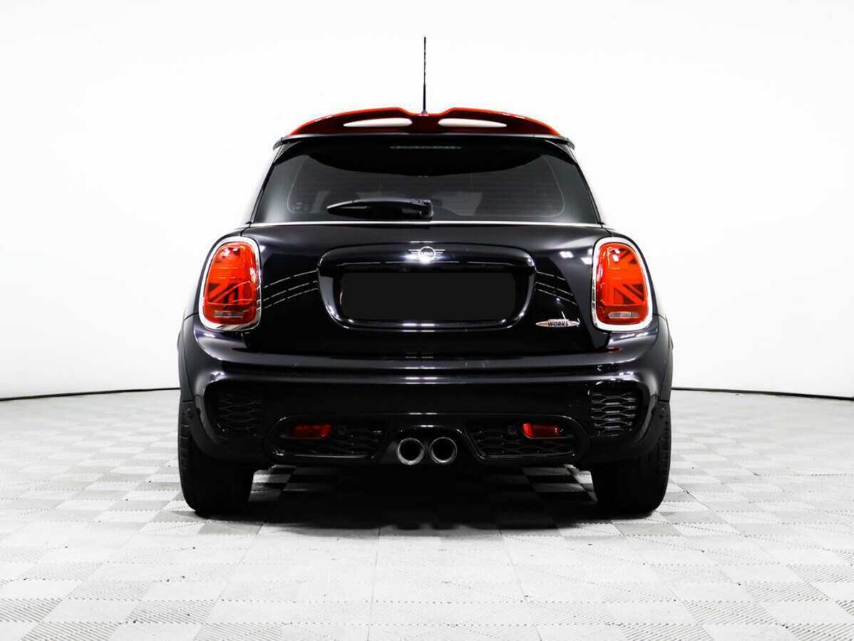 Mini Hatch 2018 года с пробегом. Фото: #5