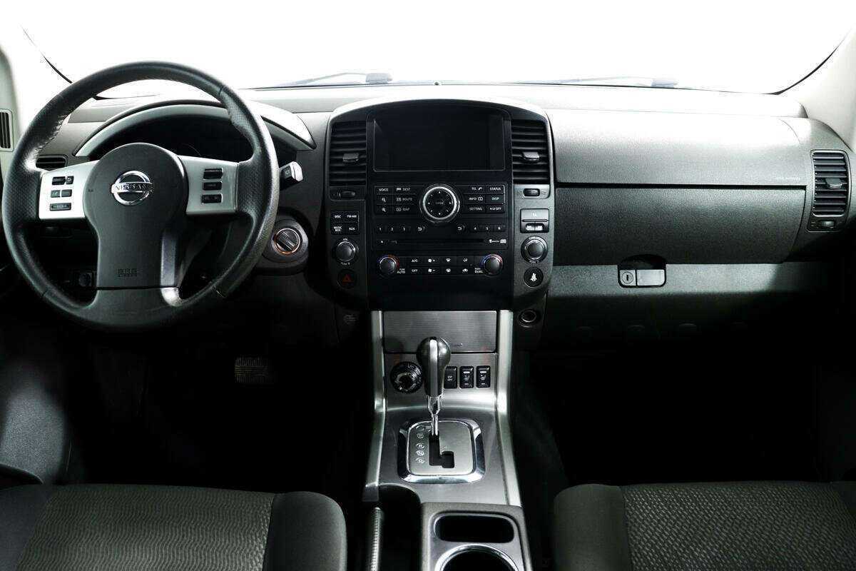 Nissan Pathfinder 2011 года с пробегом. Фото: #10