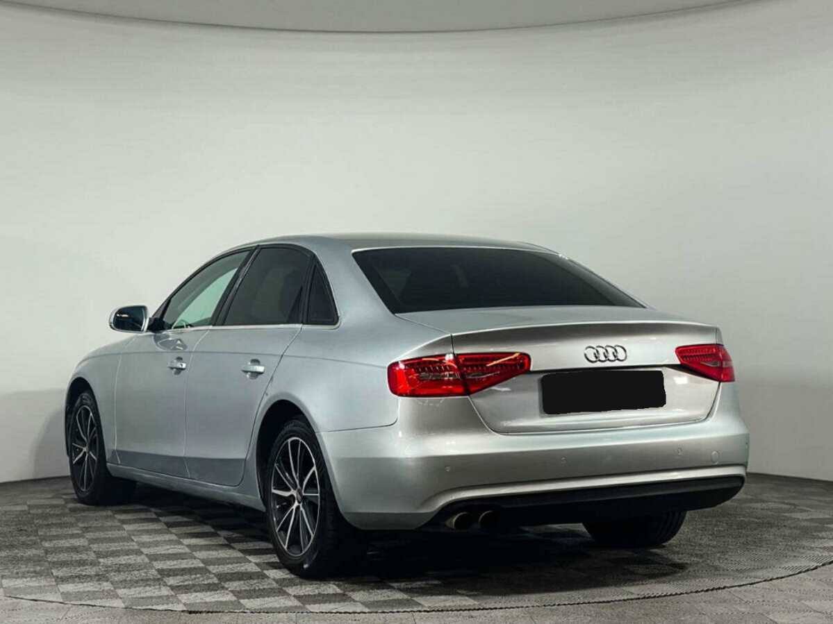 Audi A4 2013 года с пробегом. Фото: #5