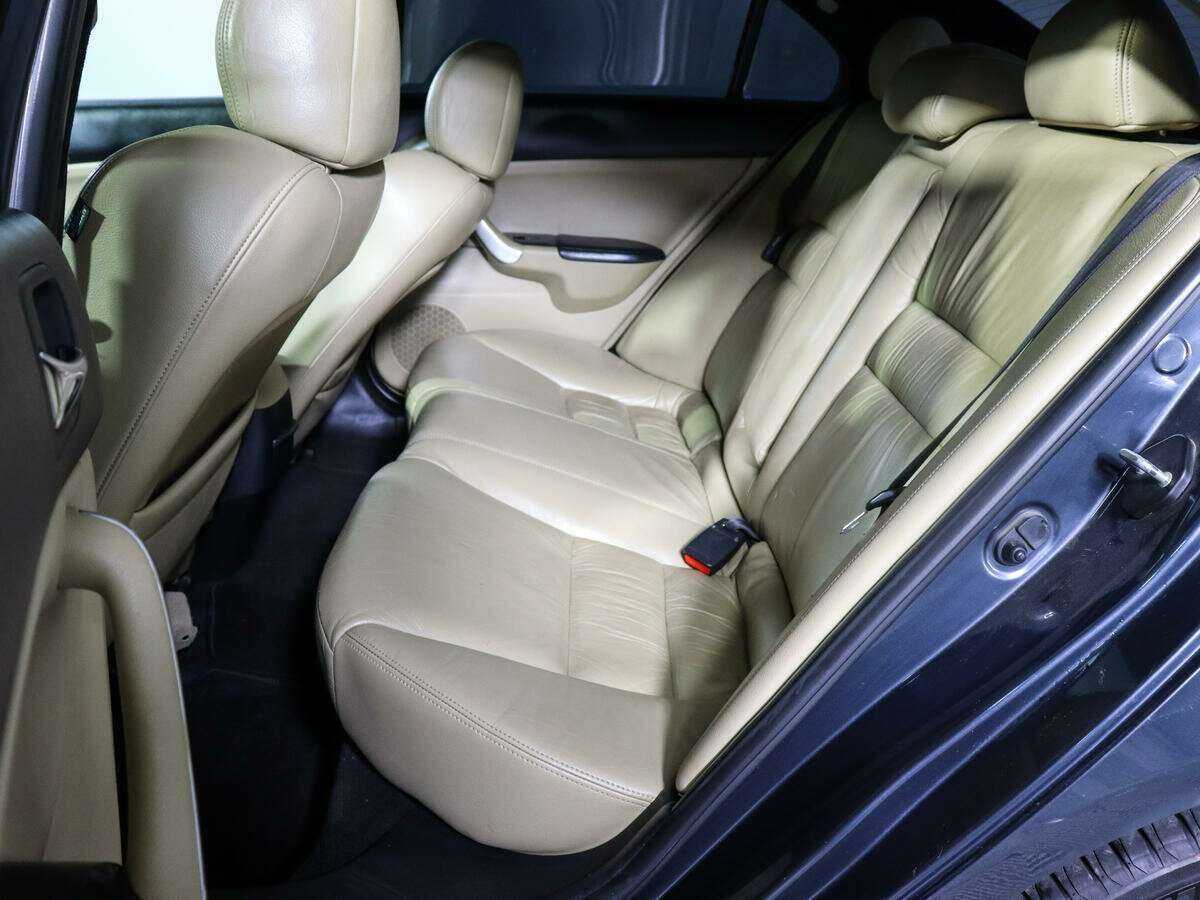 Honda Accord 2004 года с пробегом. Фото: #7