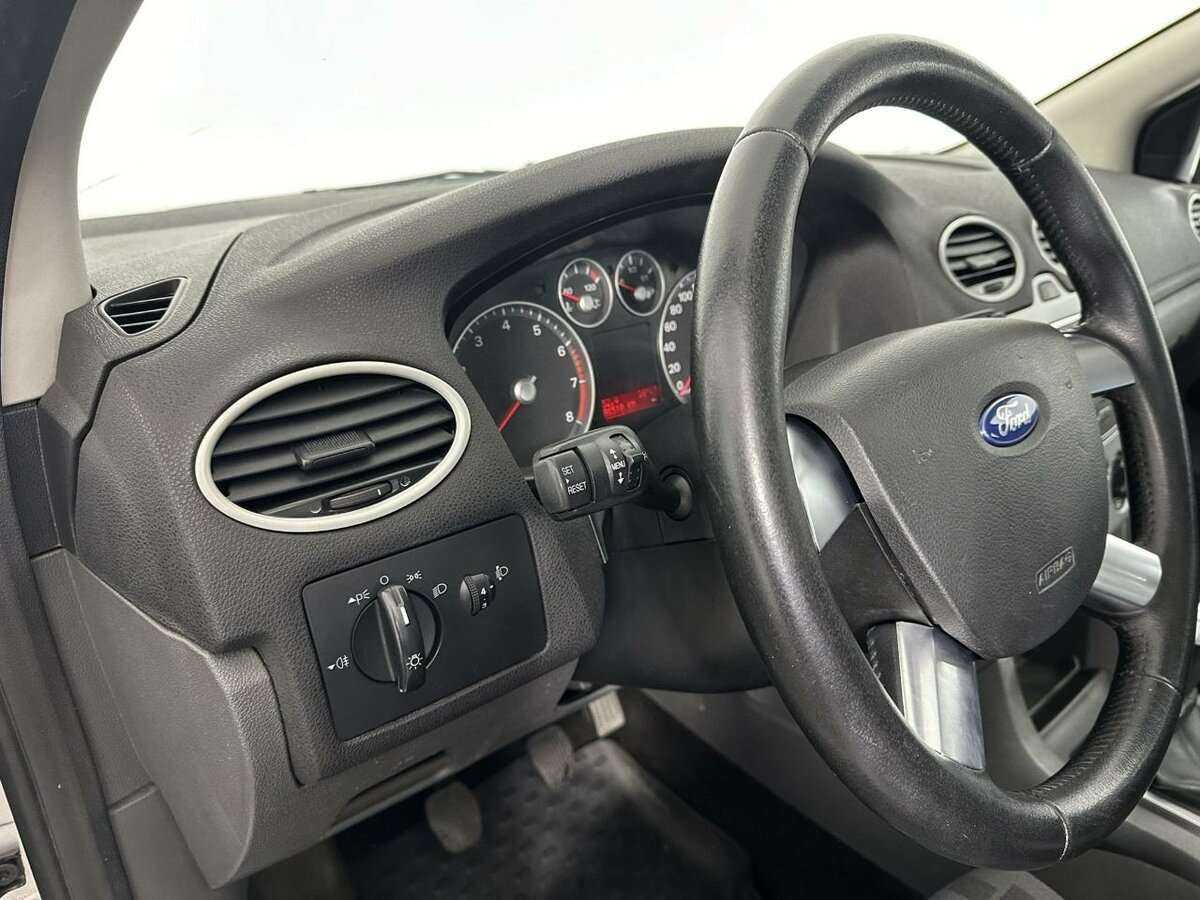 Ford Focus 2008 года с пробегом. Фото: #8