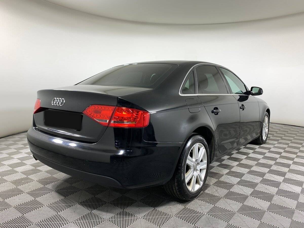 Audi A4 2010 года с пробегом. Фото: #4