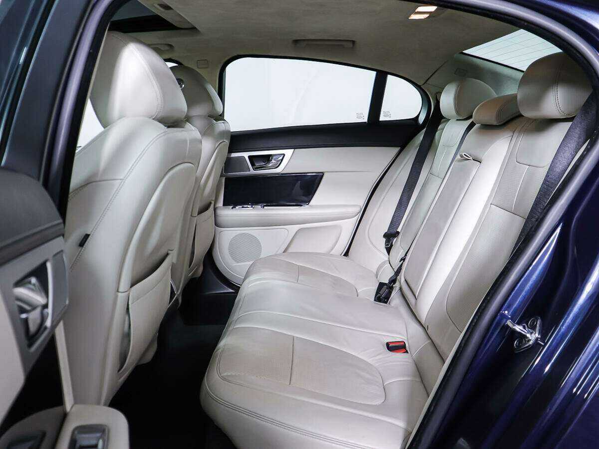 Jaguar XF 2012 года с пробегом. Фото: #9