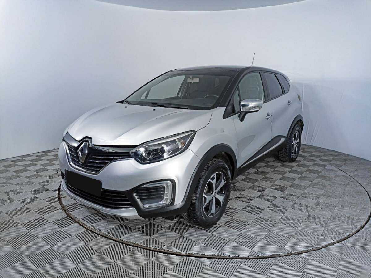 Renault Kaptur 2017 года с пробегом. Посмотреть фото