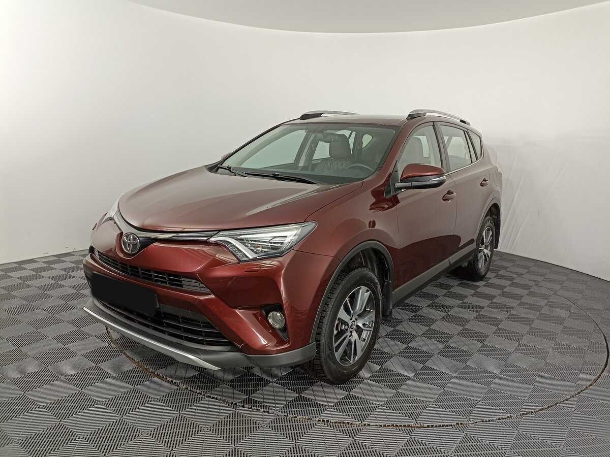 Toyota RAV4 2018 года с пробегом. Фото: #0