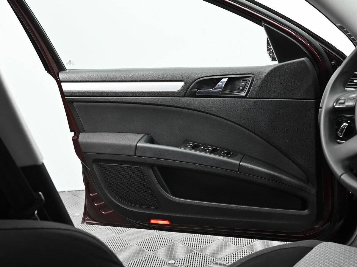 Skoda Superb 2009 года с пробегом. Фото: #6