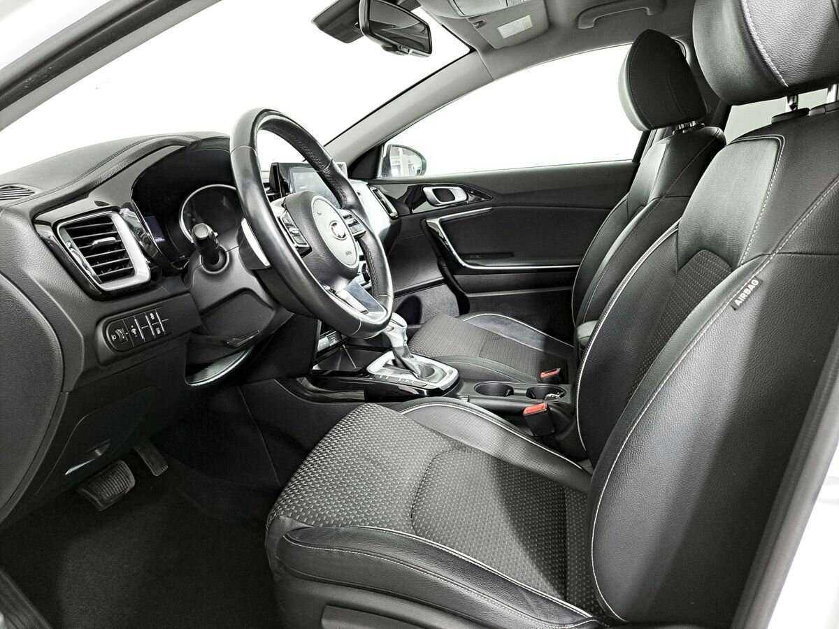Kia Ceed 2021 года с пробегом. Фото: #11