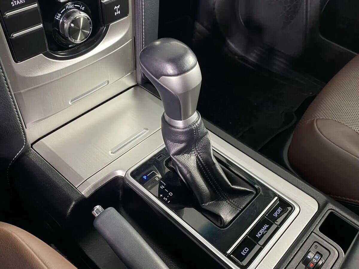 Toyota Land Cruiser Prado 2020 года с пробегом. Фото: #15
