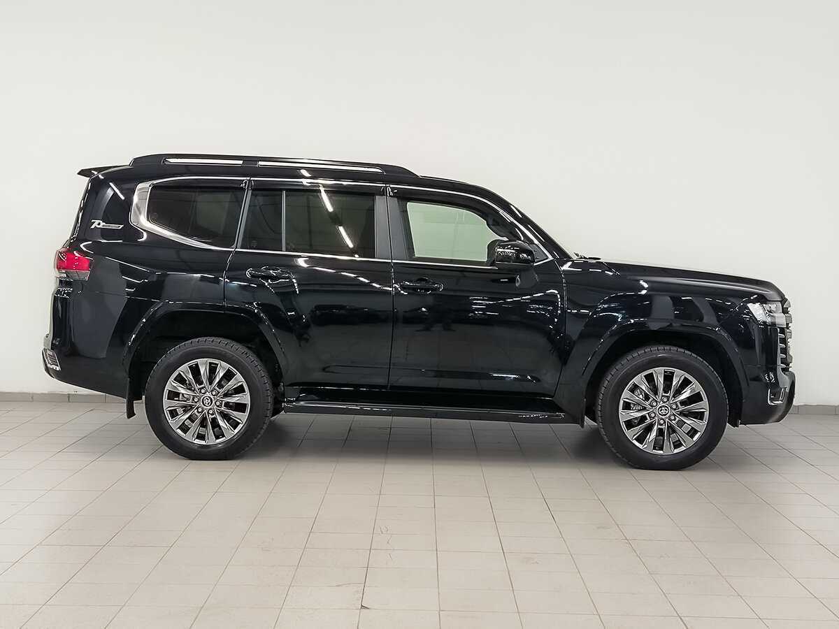 Toyota Land Cruiser 2021 года с пробегом. Фото: #3