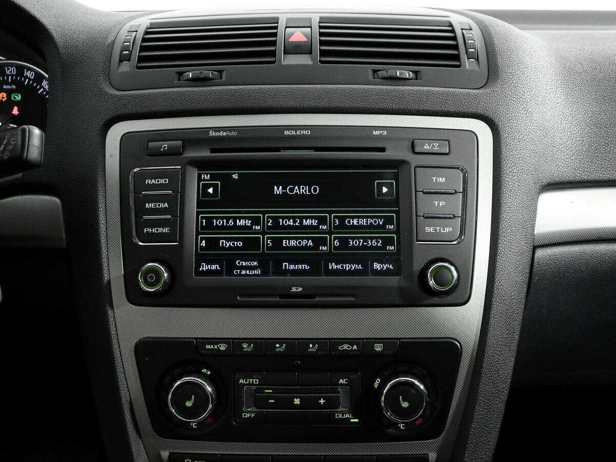 Skoda Octavia 2011 года с пробегом. Фото: #10