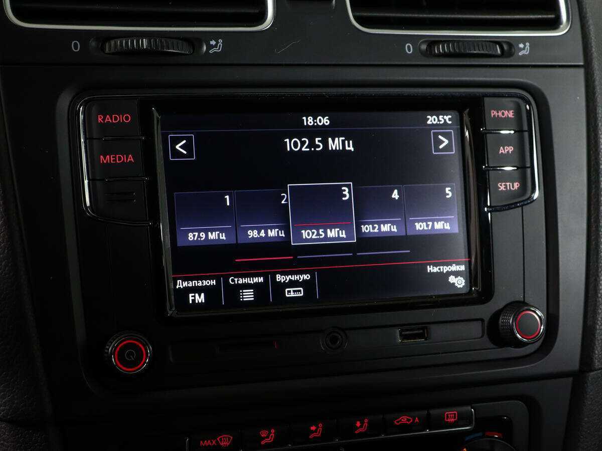 Volkswagen Golf 2009 года с пробегом. Фото: #20