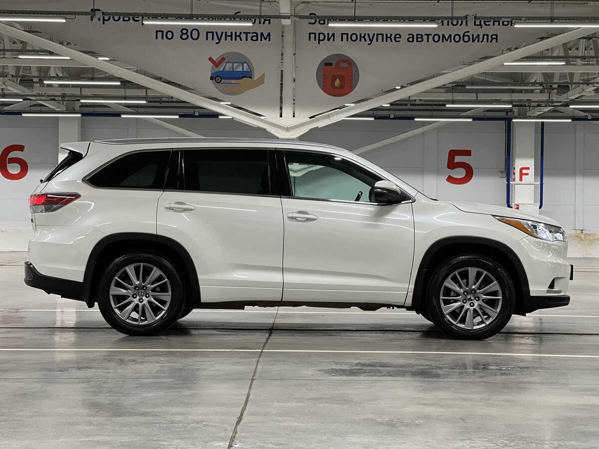 Toyota Highlander 2014 года с пробегом. Фото: #3