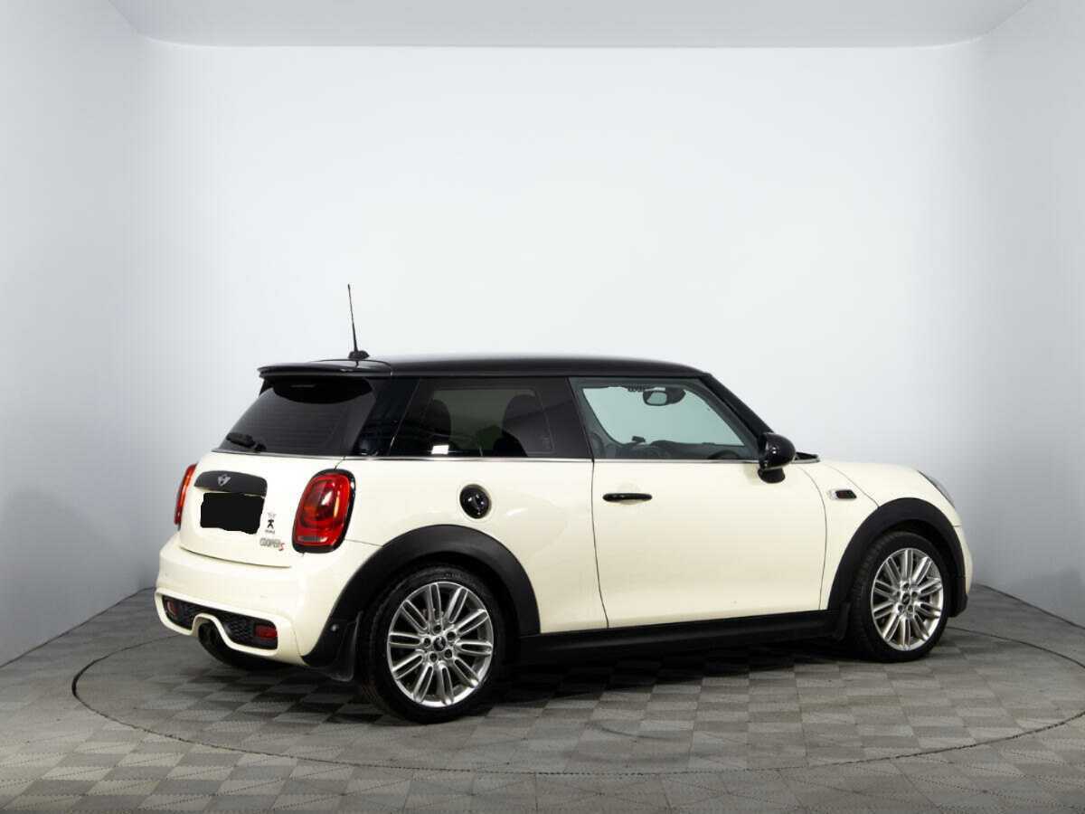Mini Hatch 2014 года с пробегом. Фото: #4